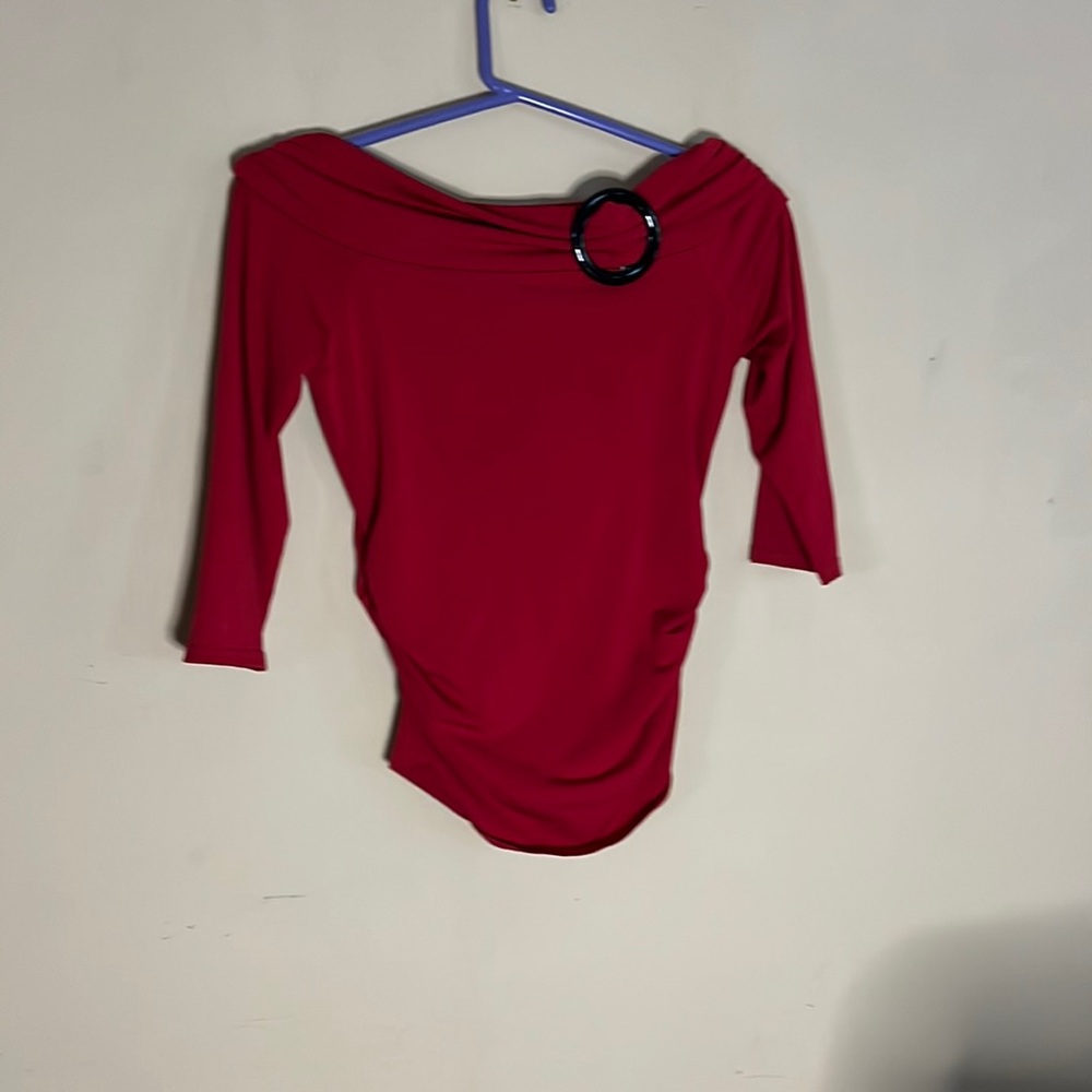 Women’s or juniors top